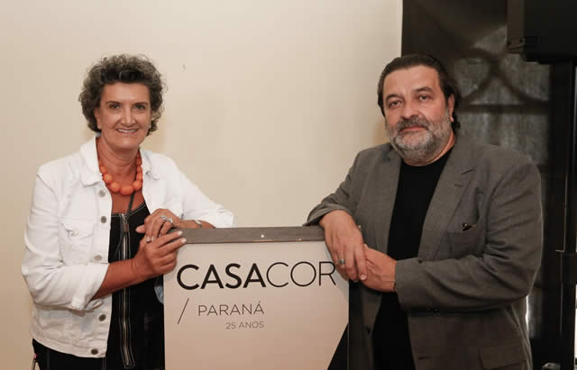 Marina Nessi, diretora da CASACOR Paran e o marchand, Cezar Prestes - Crdito foto: Valterci Santos