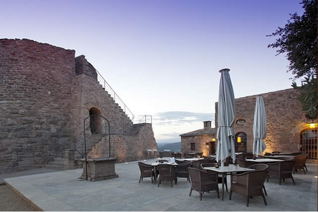 Parador de Cardona - Cardona, Espanha -Hospedagem - Castelo - Castle - Turismo de Luxo - Luxury Travel - Castles - Castillo