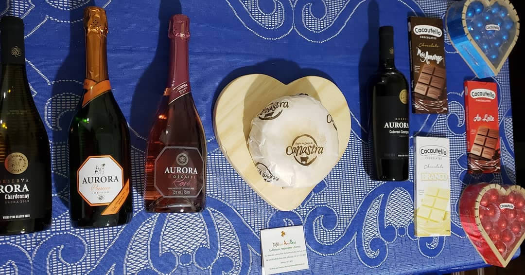 Feira de Vinhos, Queijos e Chocolates - Caf com Amor Brasil, Perdizes SP